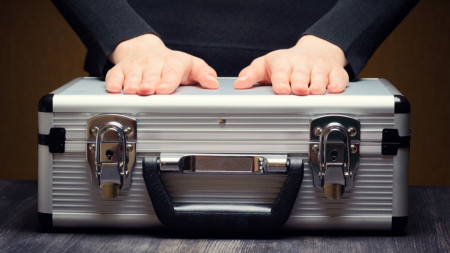 Как выбрать лучший вклад с функцией пополнения в 2025 году